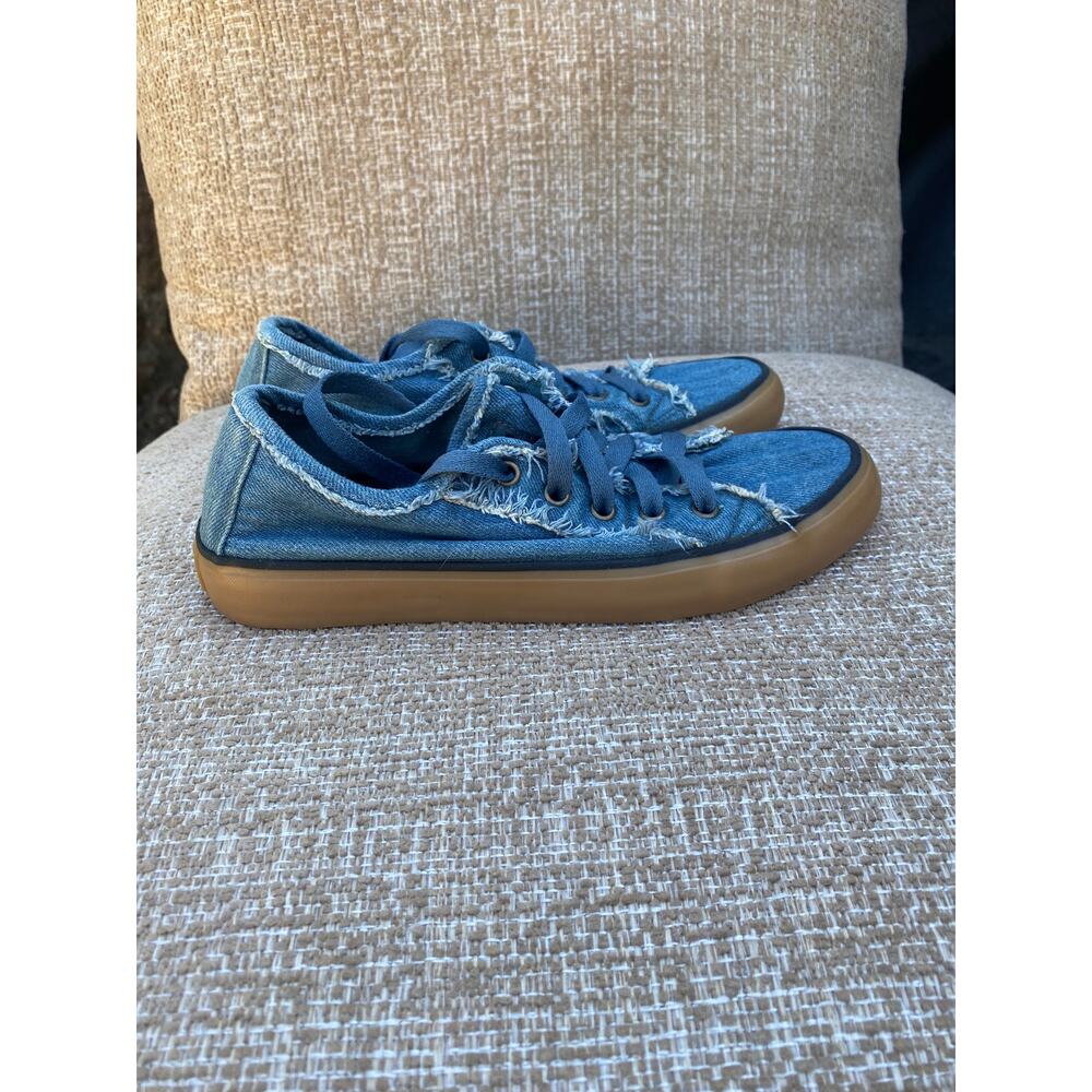 Gotta Flurt Denim Slip On Sneaker Women's Size 8